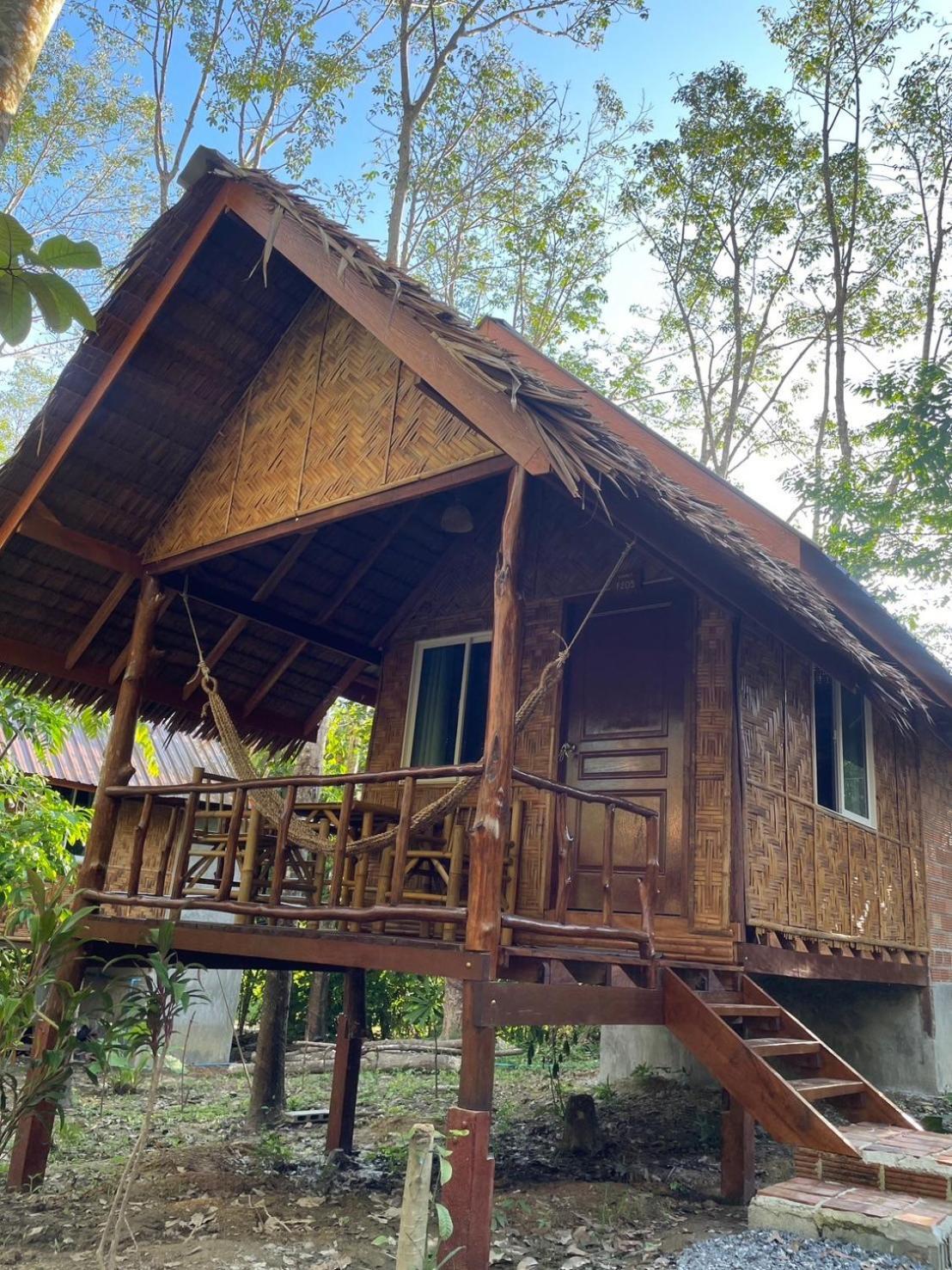 Apartamento Dahla Lanta Hut Ko Lanta Exterior foto