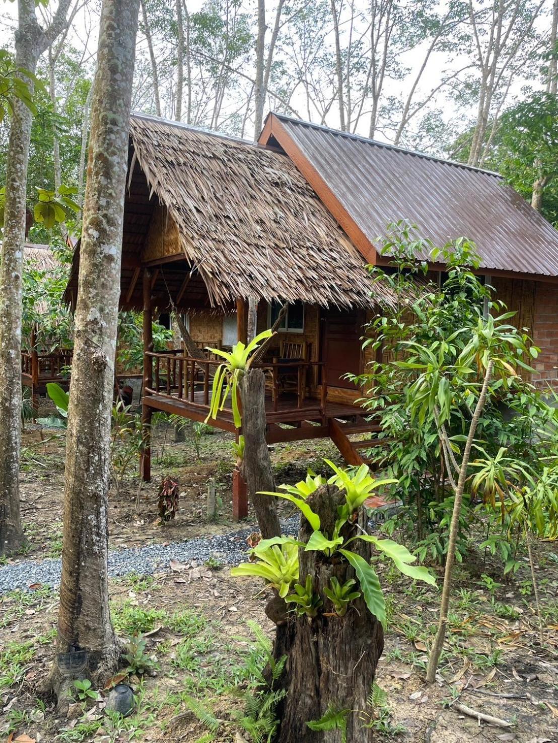 Apartamento Dahla Lanta Hut Ko Lanta Exterior foto