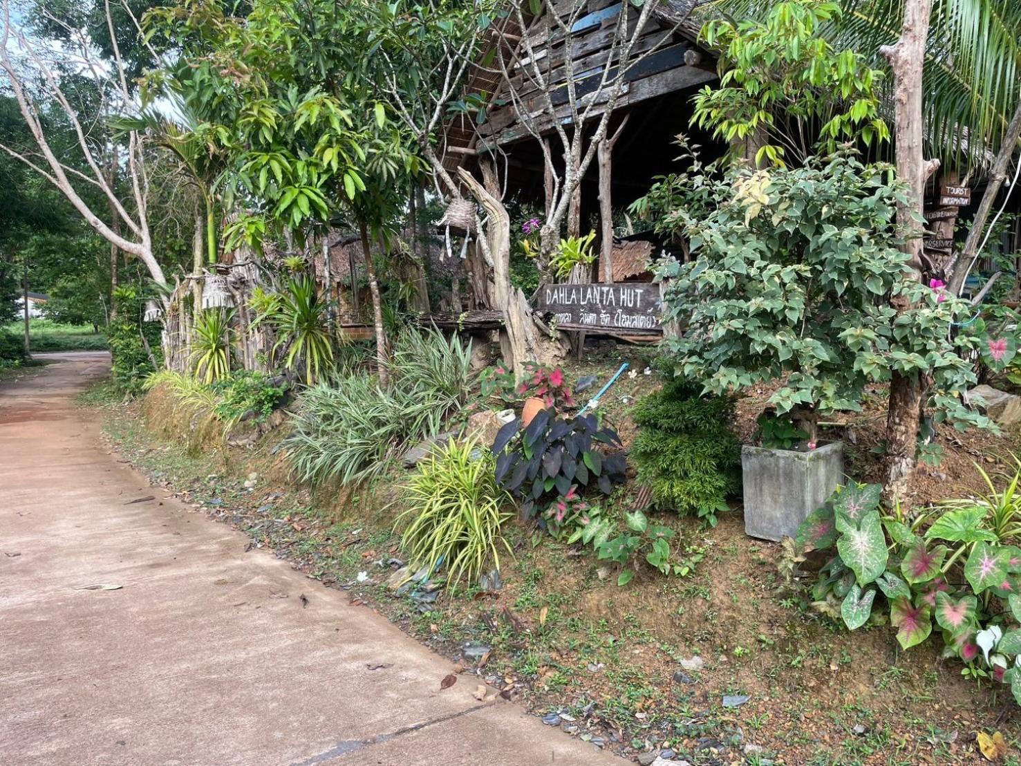 Apartamento Dahla Lanta Hut Ko Lanta Exterior foto