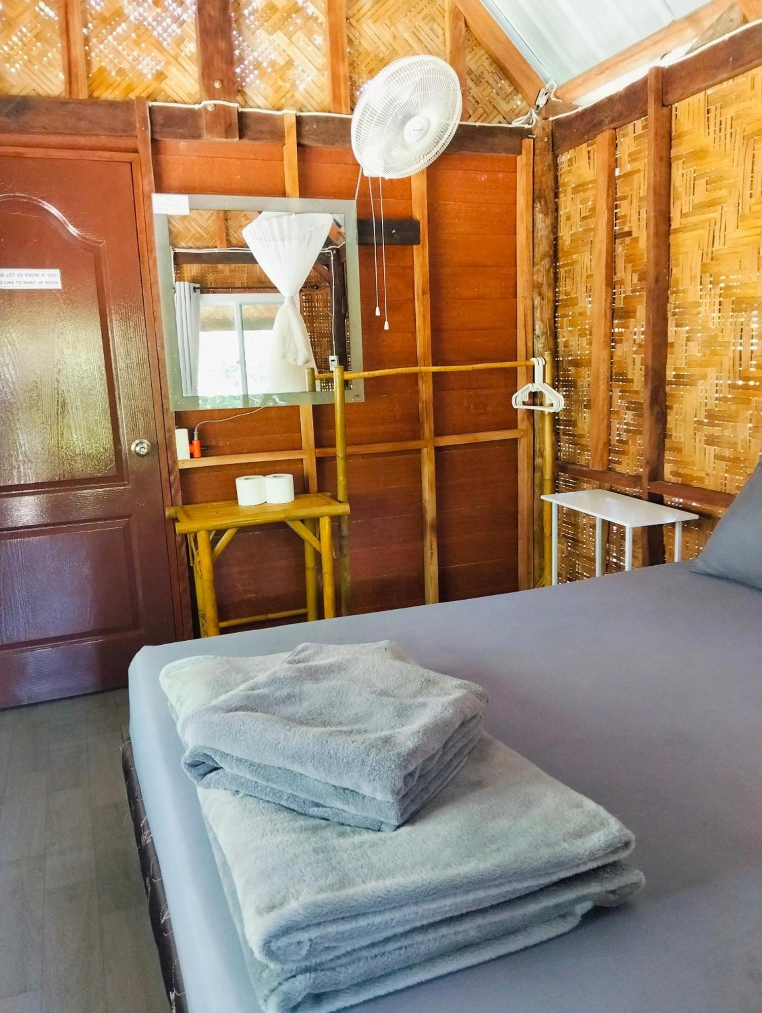 Apartamento Dahla Lanta Hut Ko Lanta Exterior foto